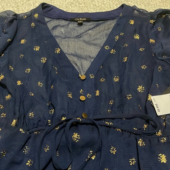 CNWT- City Studio - Junior’s S - Picture 5 of 10